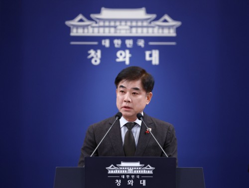 President Lee plans bipartisan luncheon talks