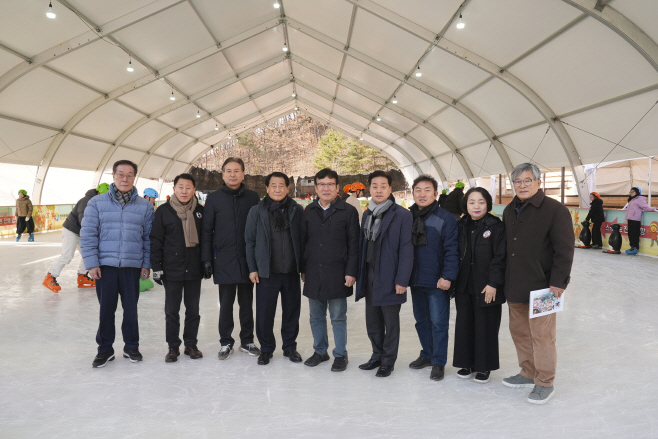 안동시의회_현장방문(한국문화테마파크_산성마을겨울나라) (1)
