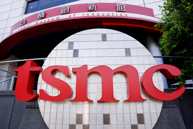 TSMC-RESULTS/ <YONHAP NO-2129> (REUTERS)
