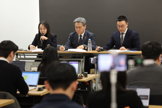 윤석열 변호인단, 체포방해 1심 징역 5년 관련