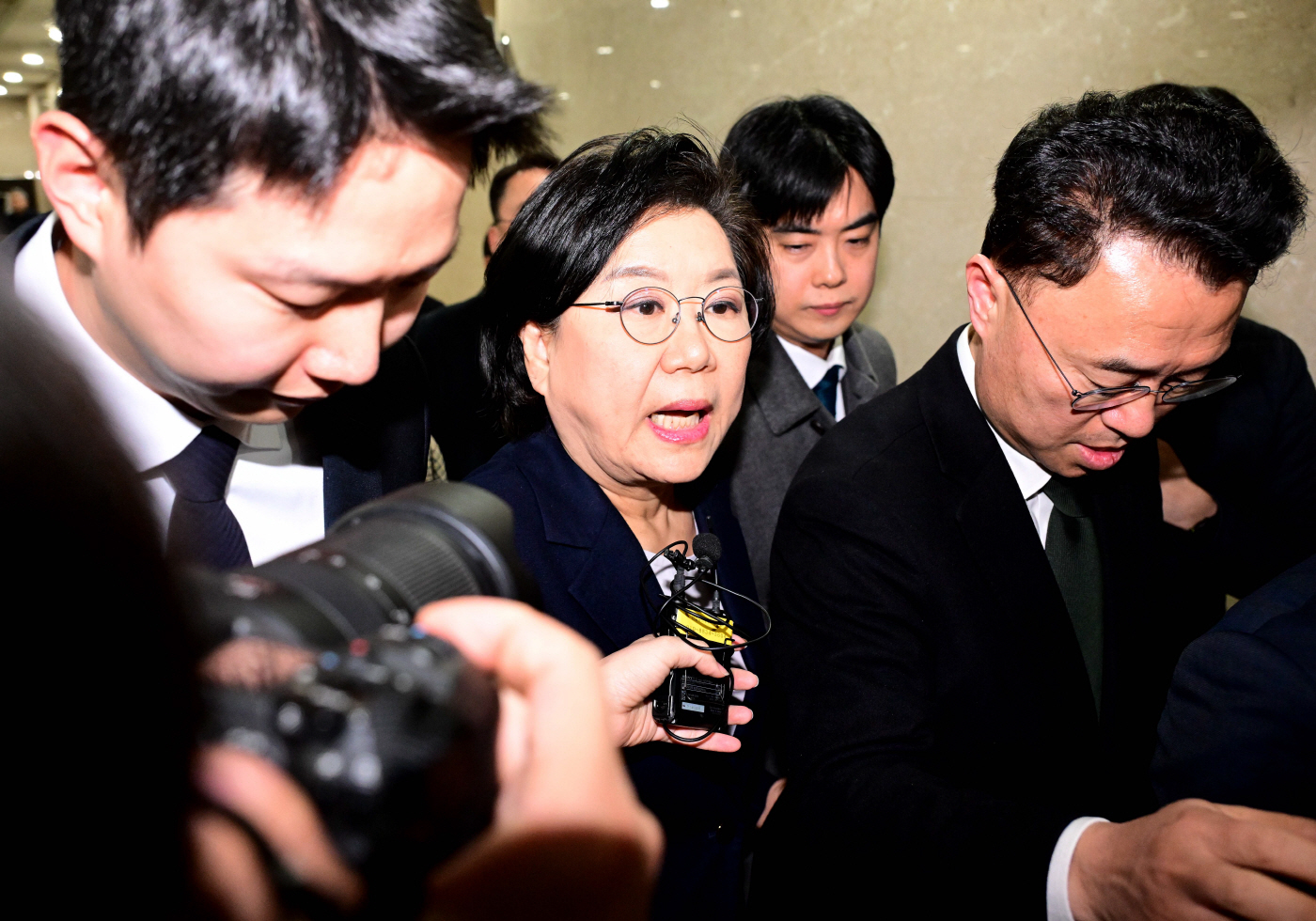 [포토] 취재진 질문에 답하는 이혜훈 후보자