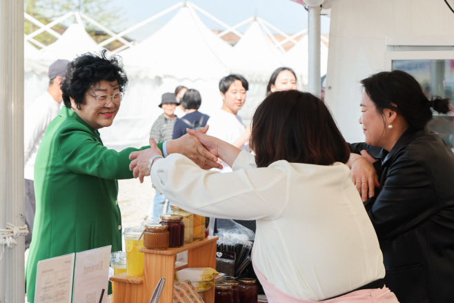 김경희이천시장_중소기업상생마켓