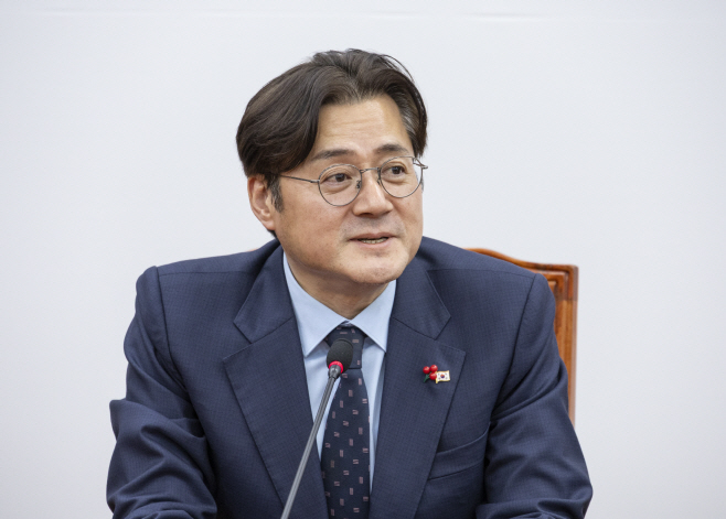 한병도 원내대표 방문한 신임 홍익표 정무수석