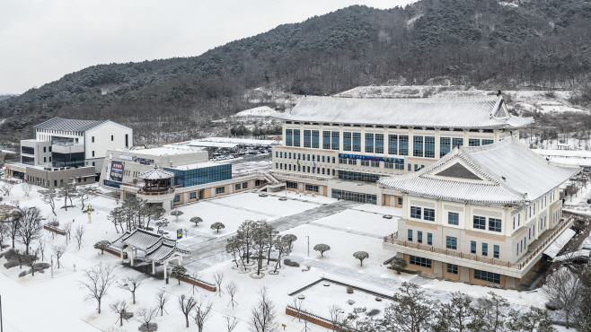 1.경북교육청, 2026학년도 유_초_중_특수학교 학급 예비편성 완료(학생 19만 200명에 대해 1만 650학급 편성)(전경사진)_02
