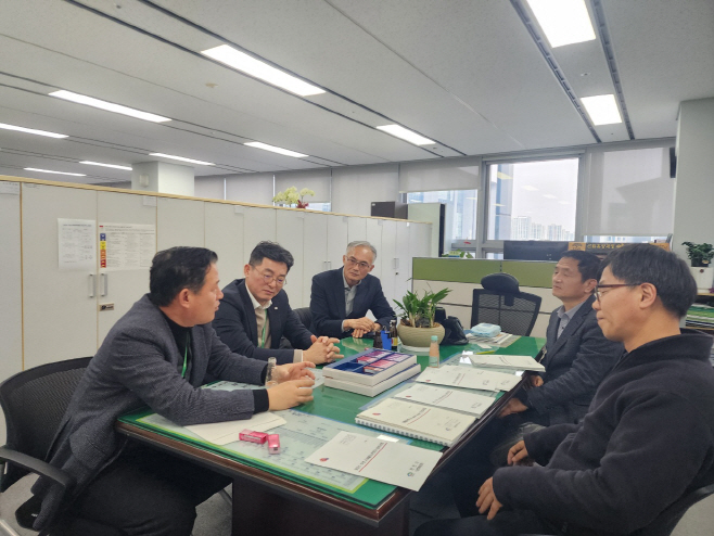 산림휴양과(최훈규 공원녹지사업본부장 충남도청 방문 현안사업 설명) (2)