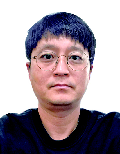 정채웅 사진