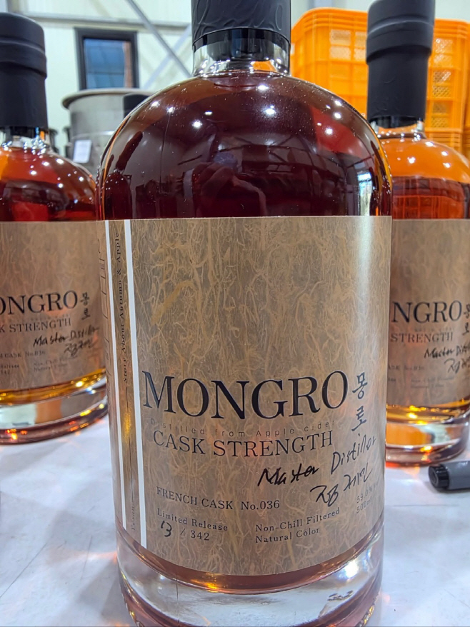 예산사과와인㈜, 2026년 첫 주류 품평회서 예산 사과 증류주 ‘몽로’ 최고 등급 수상  !