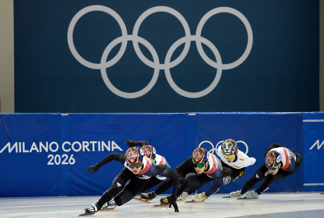 훈련하는 쇼트트랙 대표팀