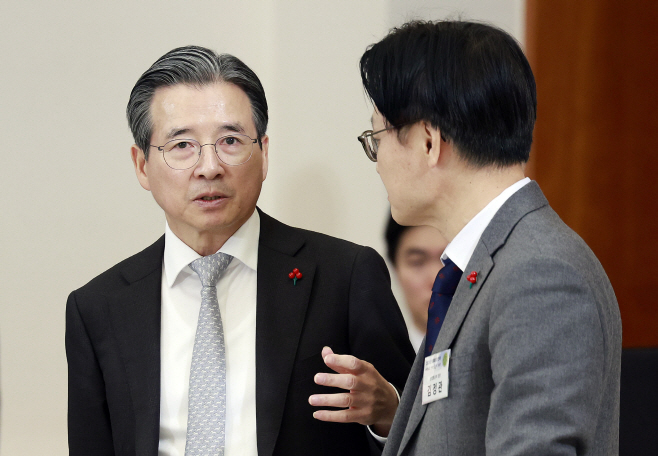 정책실장과 산업장관