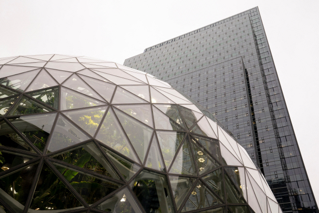 AMAZON.COM-LAYOFFS/ <YONHAP NO-2647> (REUTERS)