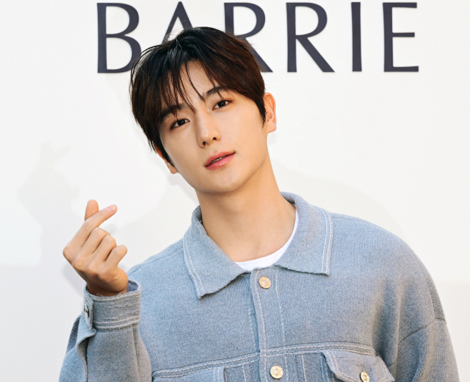 배리 2026 SS 컬렉션-908