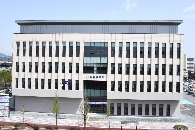 남원시의회 전경사진3