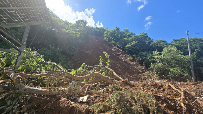 1. 청양군, 2025년 산사태 피해지 신속 복구... ‘주민 안전’ 최우선(1-2)