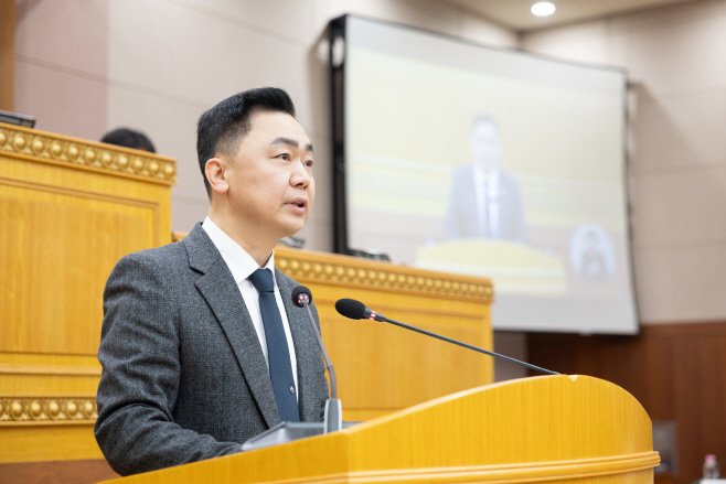 학교 먹는 물 안전관리 강화를 대표 발의한 양주시의회 정희태 의원/양주시의회