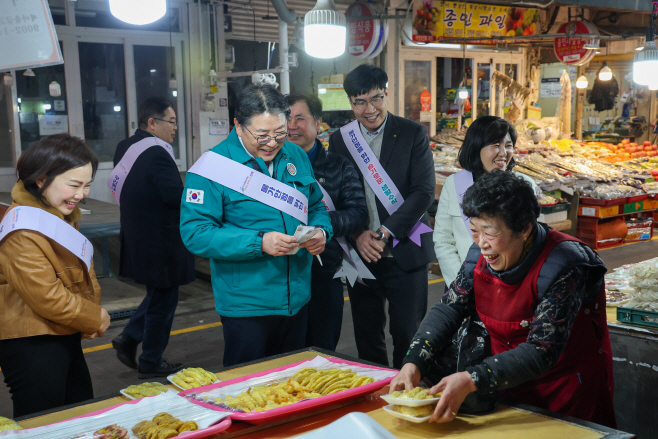 2.5(김해시, 설 맞는 민생현장 속으로)3