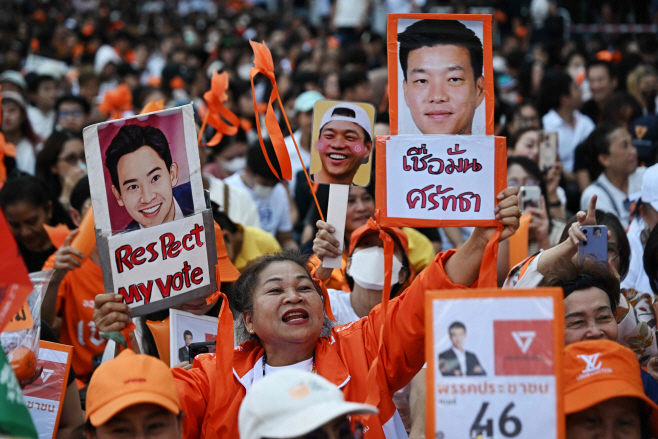 FILES-THAILAND-POLITICS-VOTE-DEMOCRACY... <YONHAP NO-2336> (AFP)