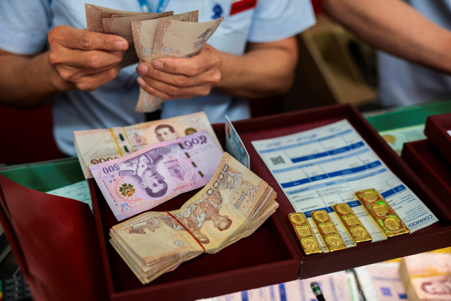 GLOBAL-MARKETS/GOLD-ASIA