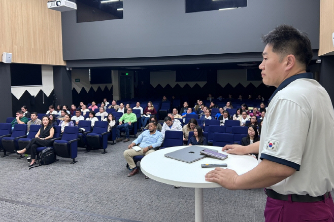 순천향대천안병원 충남권역 응급의료센터 이한유 센터장 교육 모습(2)