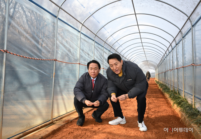 오세훈 시장, 고지대 이동약자 이동편의시설 예정지 방문