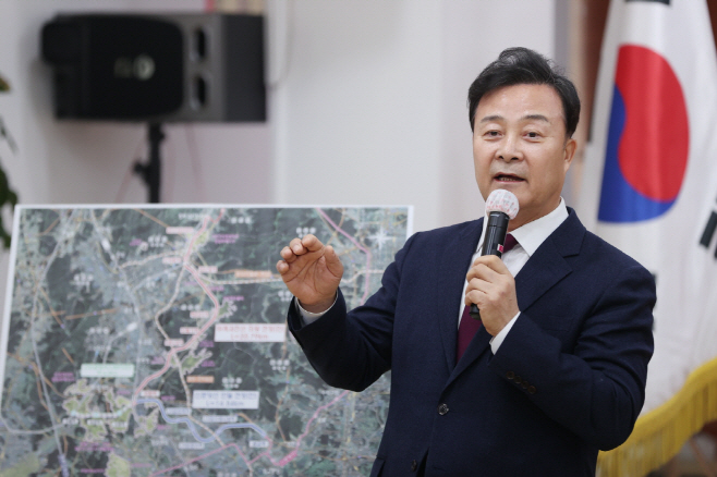 1.(사진)새해 시정설명회(3)_지난해 운영 사진