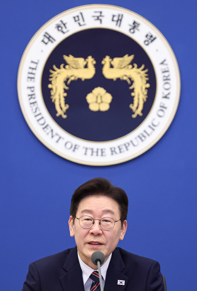 발언하는 이재명 대통령<YONHAP NO-5411>