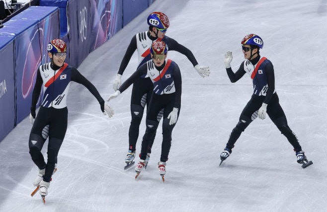 결승 진출한 쇼트트랙 남자 5000m 계주 대표팀