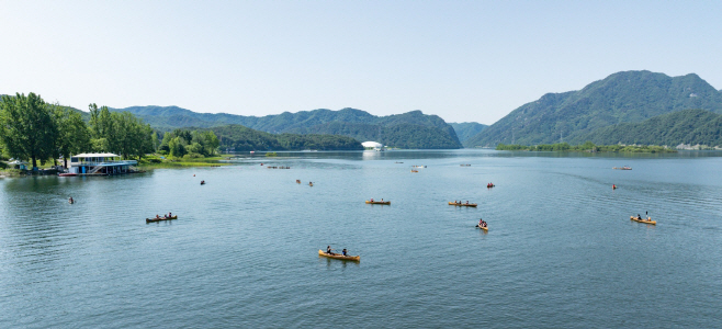 춘천 시민레저아카데미 프로그램 중 체험형우든카누