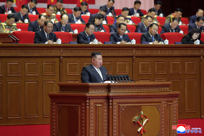 북한, 노동당 제9차대회 2일차 회의 진행<YONHAP NO-2289>