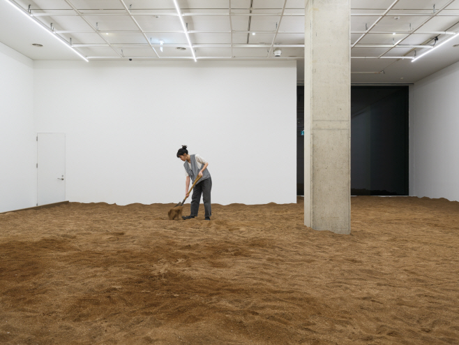 소멸의 시학_삭는 미술에 대하여_전시 전경 09