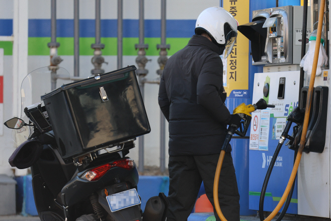 주유소 휘발유값 10주째 하락…