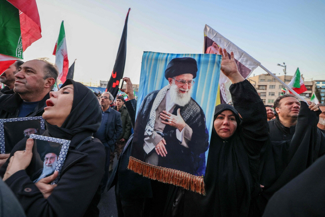 TOPSHOT-IRAN-ISRAEL-US-CONFLICT <YONHAP NO-4155> (AFP)