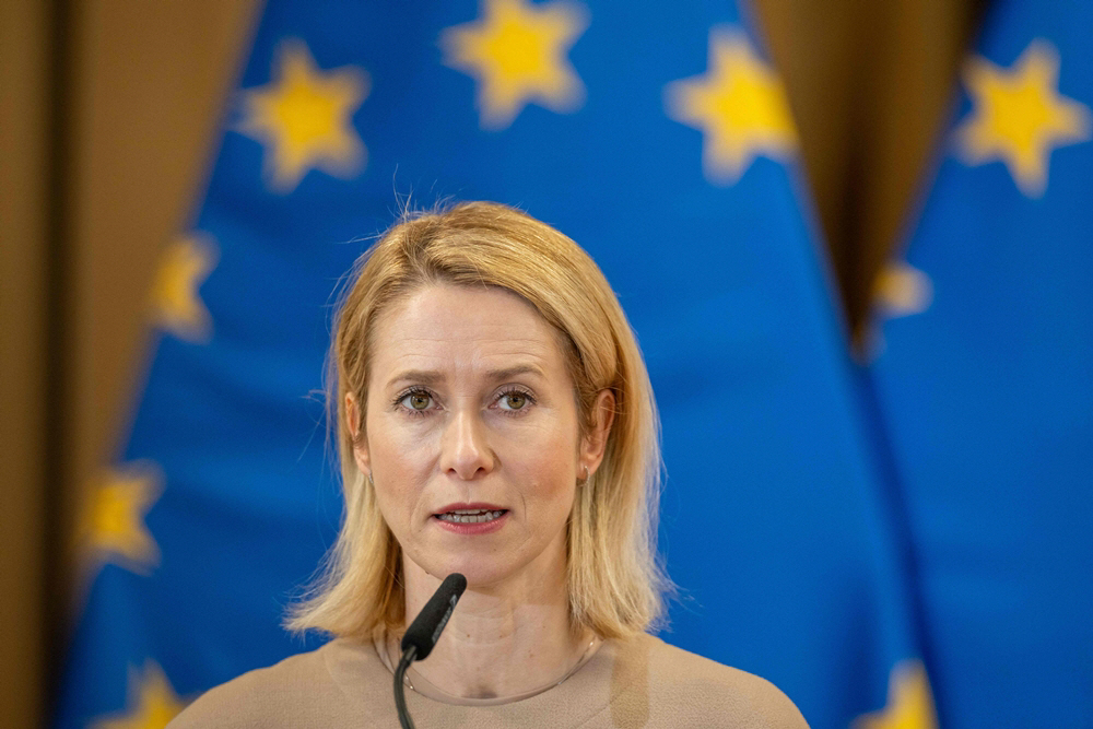 POLAND-DEFENCE-MINISTERS <YONHAP NO-7226> (AFP)