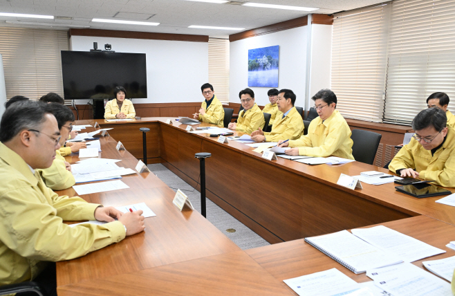 260301구윤철 부총리-이란 관련 관계기관 합동 상황점검회의-서울청사 (9)