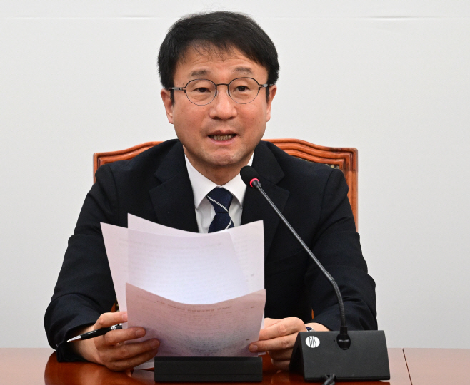 민주당 정책조정회의-10