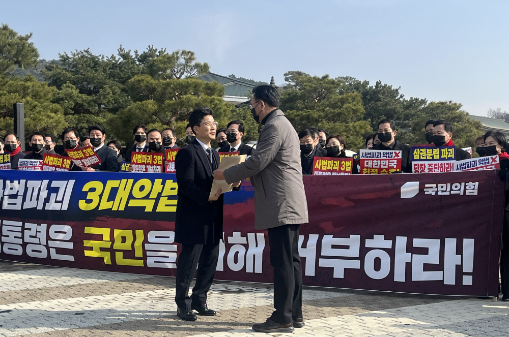 KakaoTalk_20260305_101534546_02