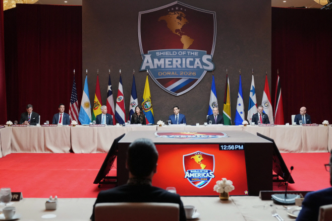 US-POLITICS-SUMMIT-DIPLOMACY