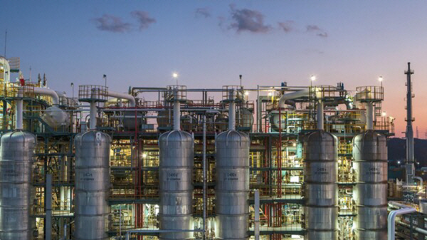 2026012901002305600136571