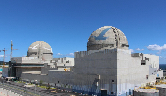 61c5d8f47fb62dd989a305476a035b63