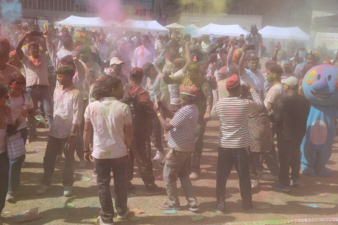 요가컬차타운 홀리데이 236