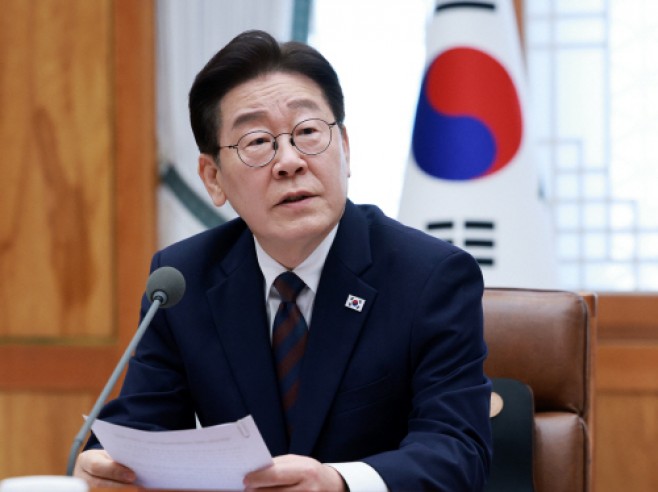 이재명 대통령, 중동상황 관련 비상경제점검회의...<YONHAP NO-4339>