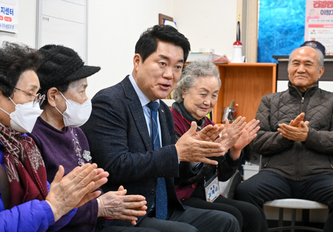 박준희 관악구청장, 경로당 115개소 순회 방문3