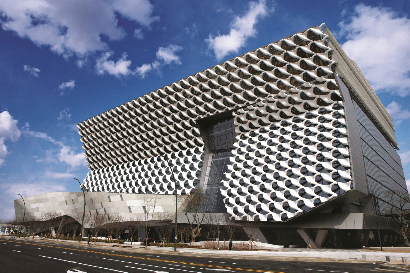 2026030601000294000015811