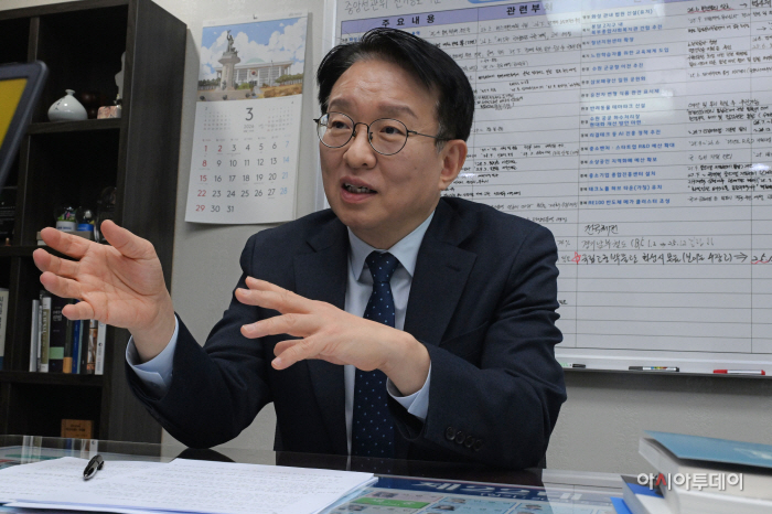 권칠승 더불어민주당 의원 인터뷰