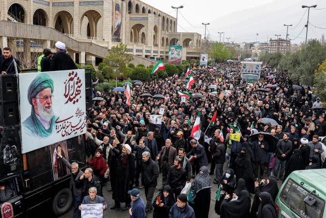 IRAN-US-ISRAEL-WAR-FUNERAL