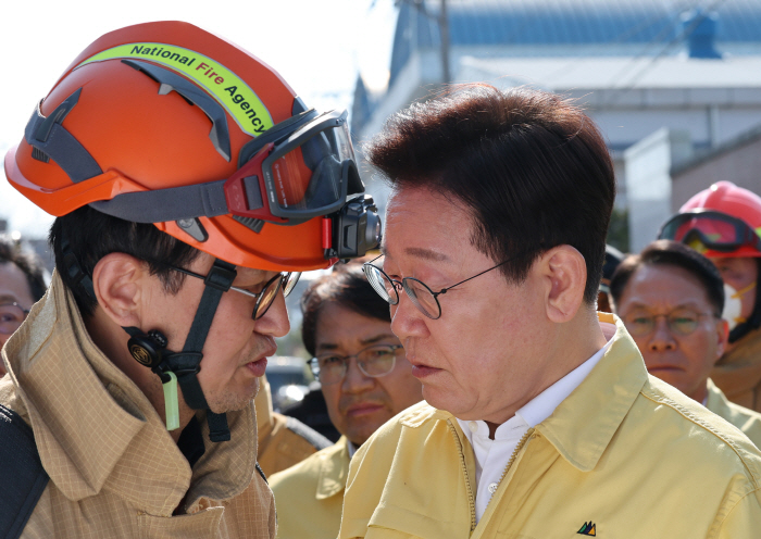 이재명 대통령, 대형 화재 현장 점검