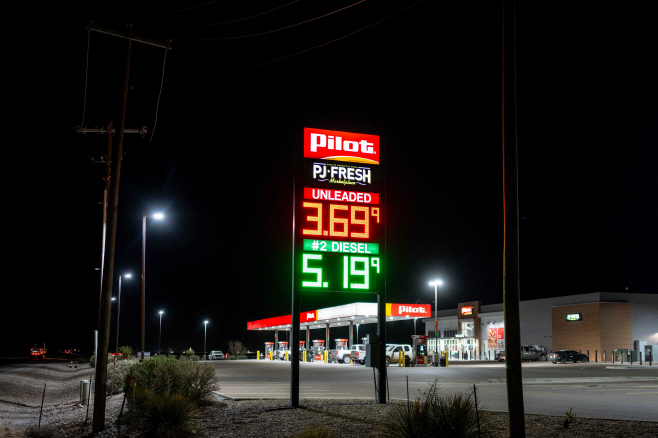 US-DIESEL-PRICES-RISE-TO-HIGHEST-LEVEL-SINCE-2022-AMID-IRAN-CONF