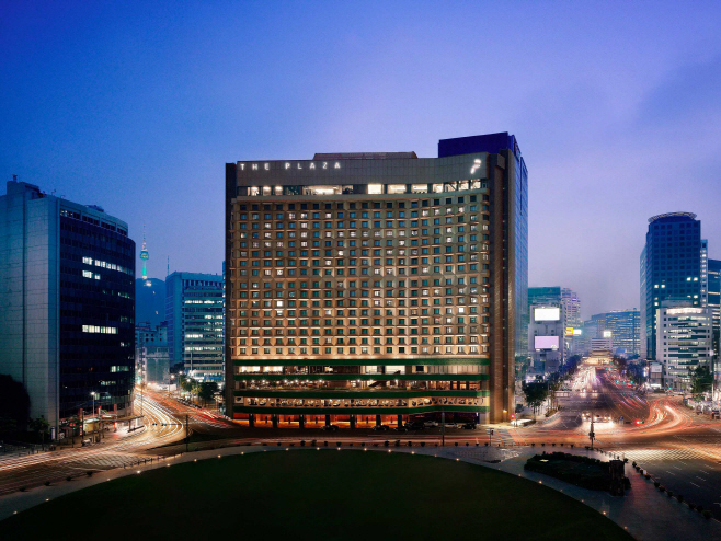 02. 더 플라자 전경