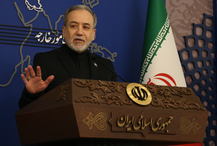 IRAN-TEHRAN-FM-PRESS CONFERENCE