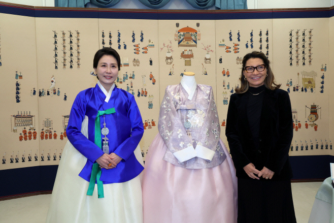 2026022301001258400068543