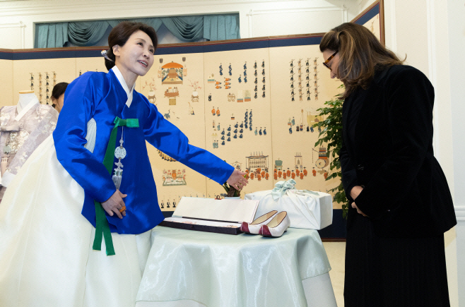 2026022301001258400068541